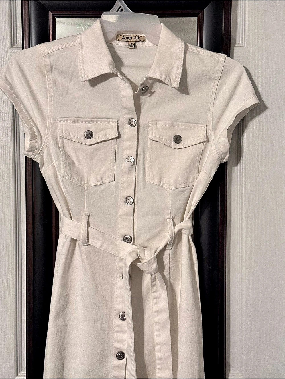 LOVE CUTE Button-Front Tie-Waist Mini Dress in White Size Medium